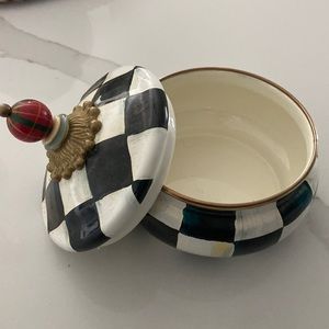 Mackenzie child trinket fish w lid